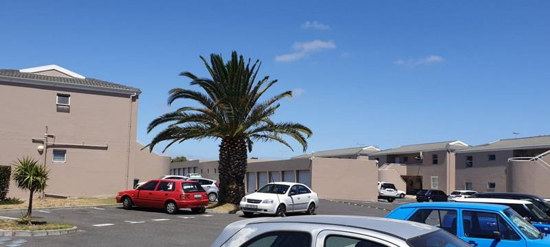 1 Bedroom Property for Sale in Bothasig Western Cape